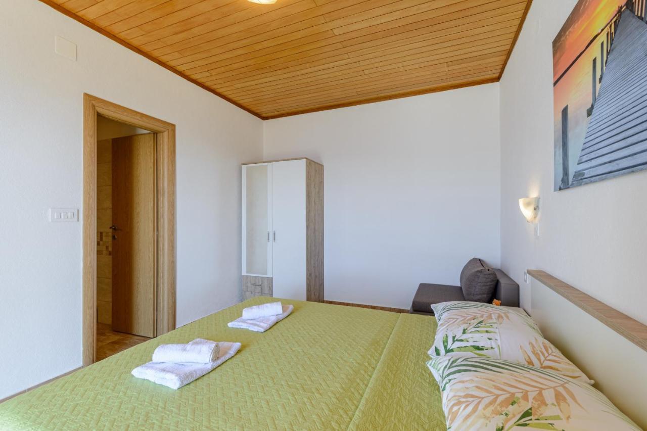 Rooms Sani Brela Exterior photo